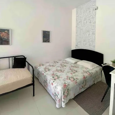 Apartment Maggie’s Art